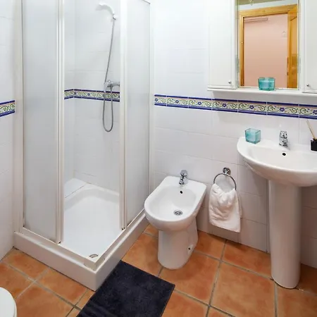 Cozy Near The Beach In La Carihuela B *